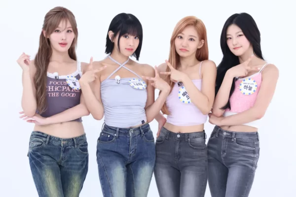 K-Pop Star Julie of Kiss of Life Faces Backlash Over Culturally Insensitive Hip-Hop Livestream